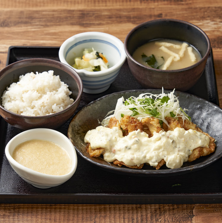 鶏の南蛮タルタル定食